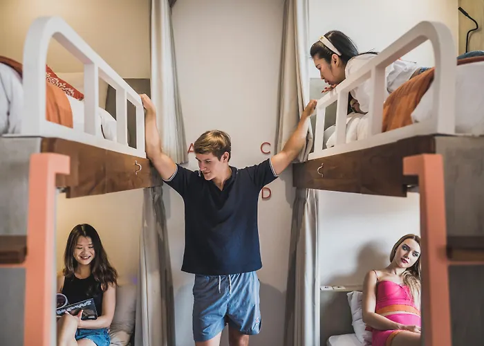Roomates By Ini Vie Hospitality Ostello *