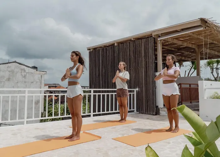 Roomates By Ini Vie Hospitality Canggu