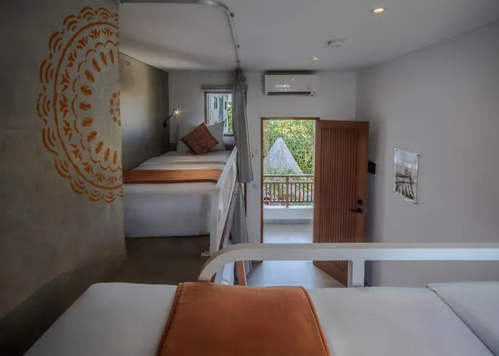 Roomates By Ini Vie Hospitality Ostello Canggu
