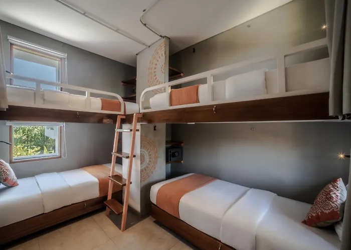 Roomates By Ini Vie Hospitality
