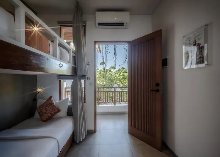 Roomates By Ini Vie Hospitality Canggu