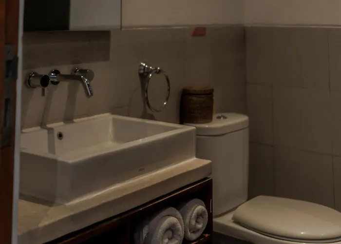 Roomates By Ini Vie Hospitality بيت شباب